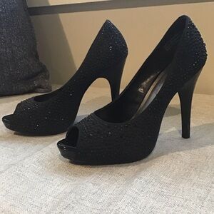 Lulu Townsend Black Sparkle Peep-Toe Heels